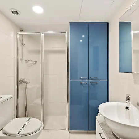 Lazuli Sea View Beachfront Ap 254 * Larnaka