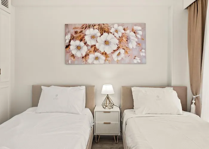 Lazuli Sea View Beachfront Ap 254 Apartment