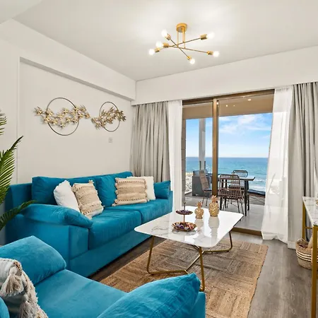Lazuli Sea View Beachfront Ap 254 Lárnaca